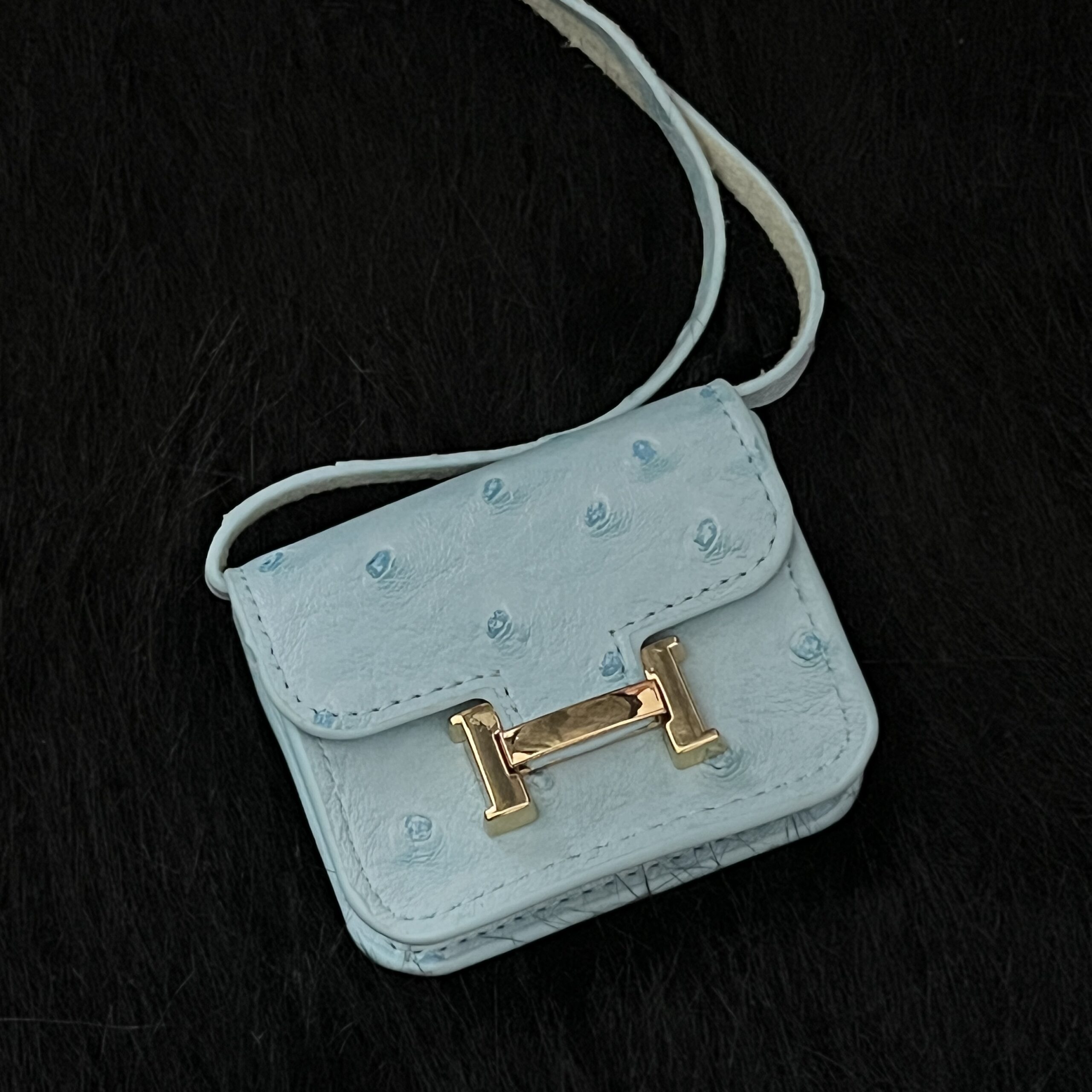 Constance-Baby blue