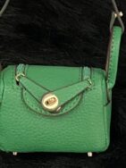 Lindy-green