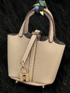 picotin-Light brown